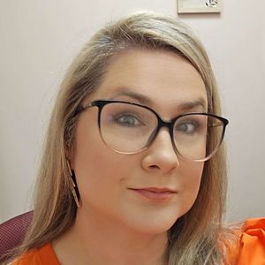 Meet your Posher, Ria